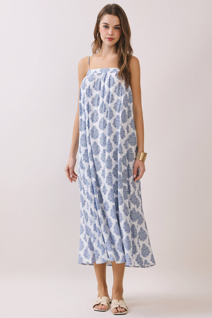 Printed Flowy Silhouette Pocketed Maxi Dress