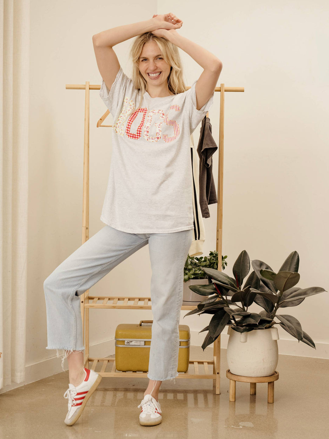 Arkansas Razorbacks Hogs Quilted Puff Ink Gray Thrifted Tee