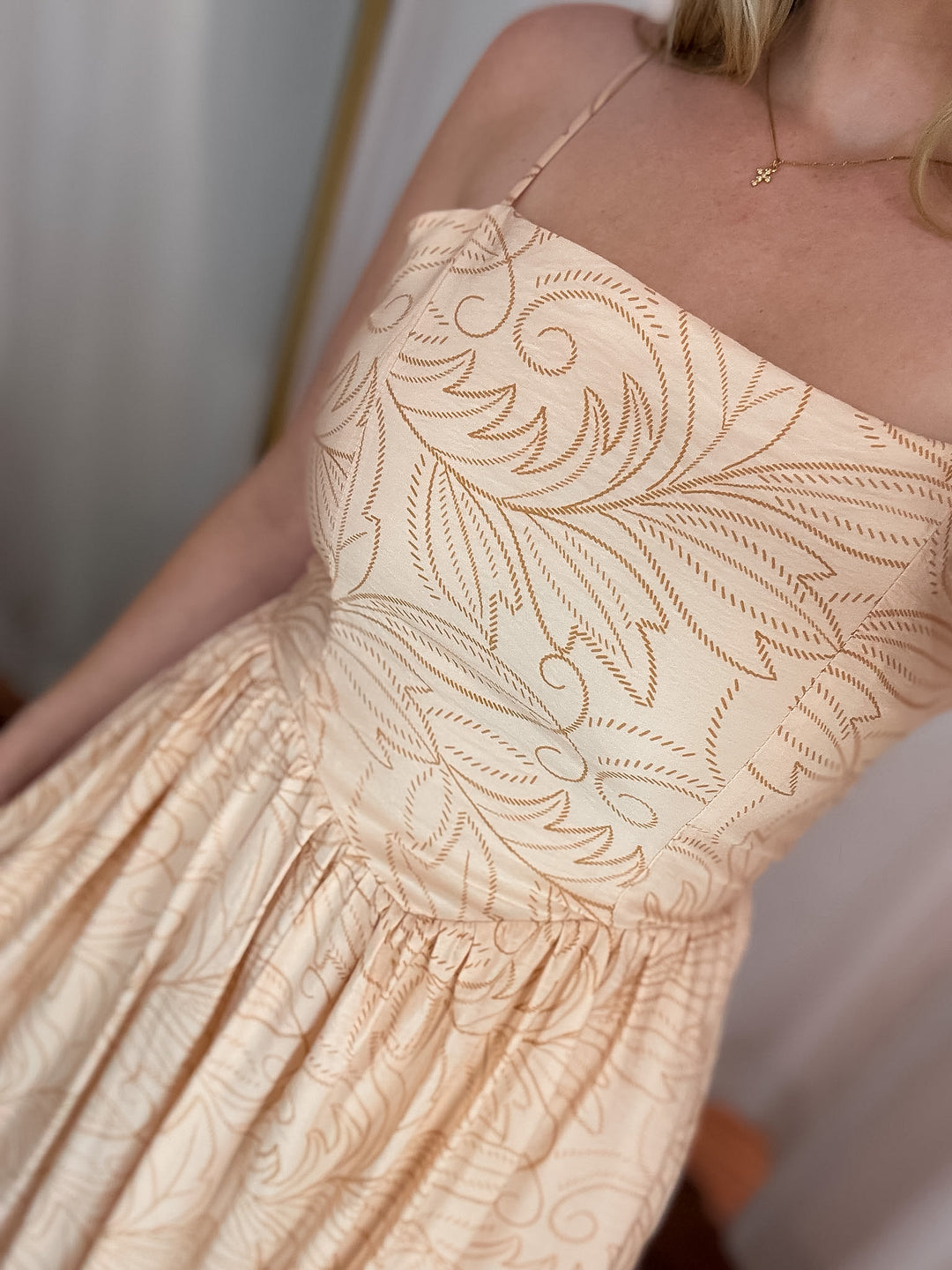 Honey Breeze Basque Waist Sleeveless Midi Dress