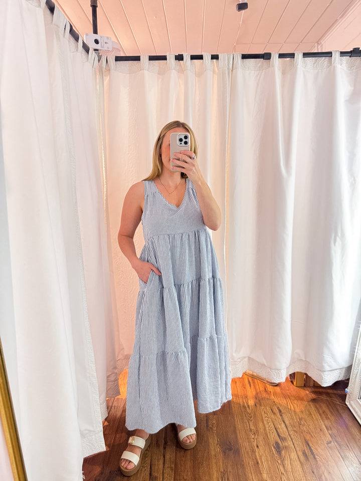 Woven Tiered Sleeveless Midi Dress