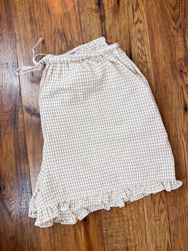 Blakely Plaid Ruffle Shorts