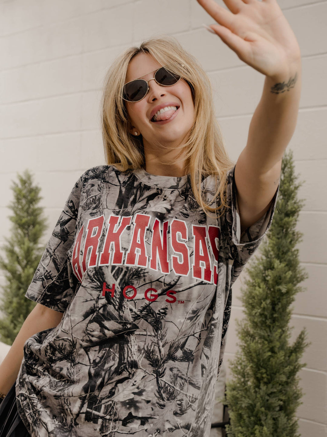 Arkansas Razorbacks Filled Gault Black/White Camo Tee