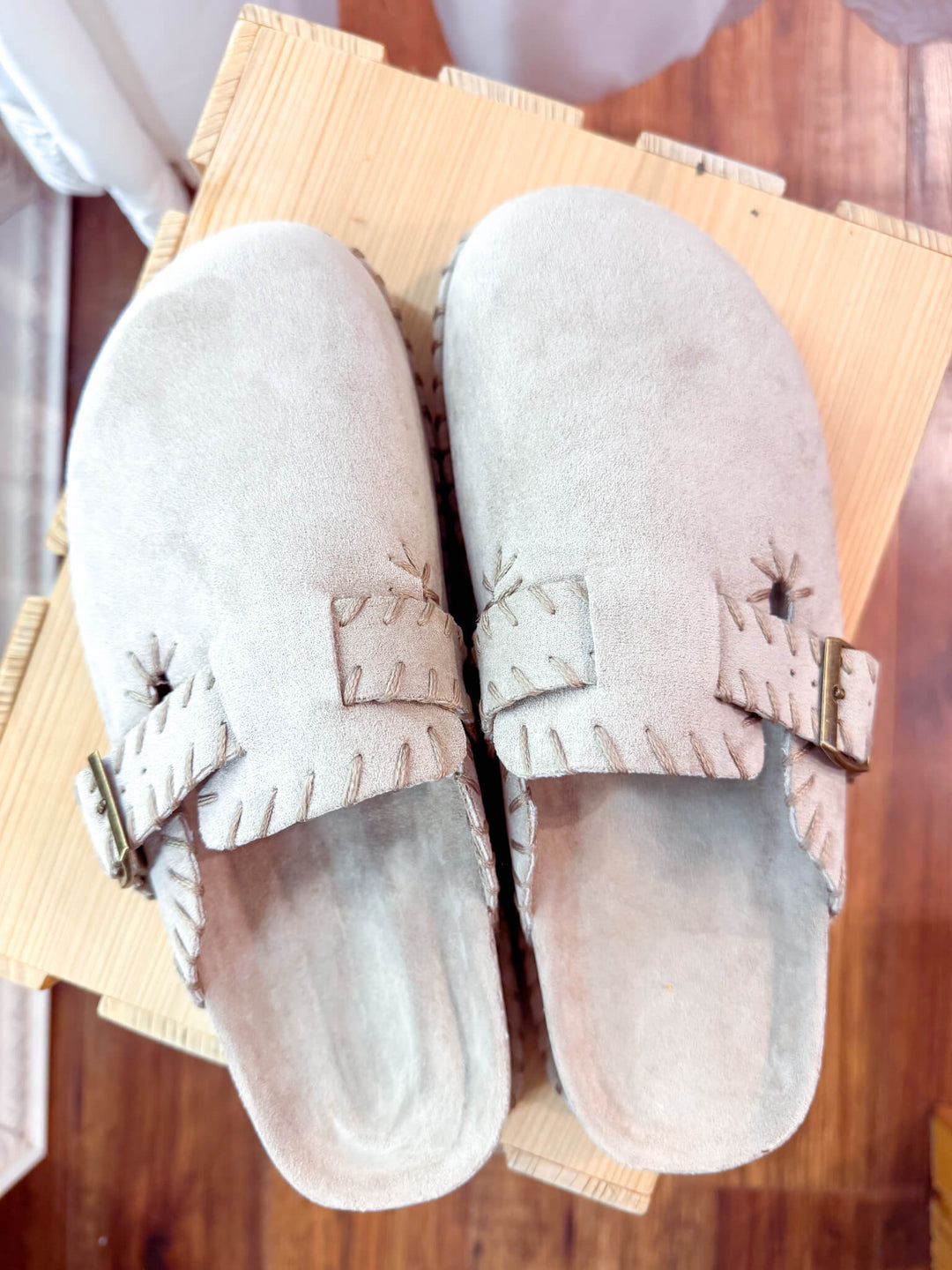 Percy Clogs - Taupe