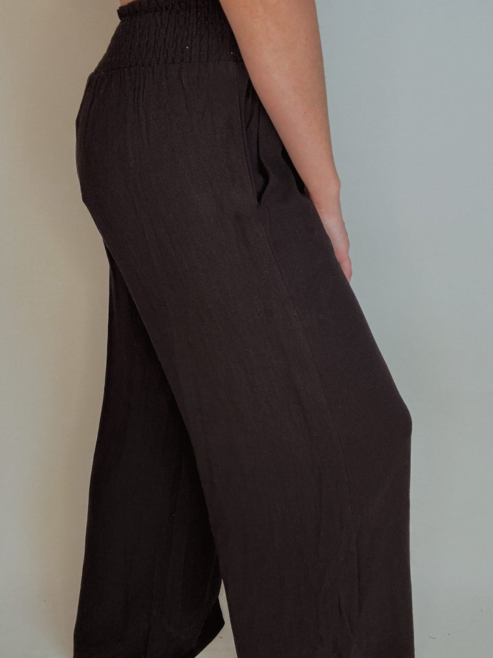 Linenlight Smocked Waist Pants in Black - Small