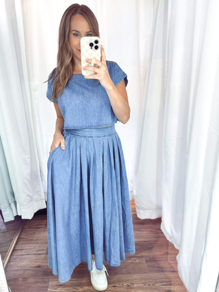 Dixie Pocketed Midi Skirt in Denim