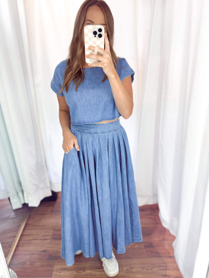 Dixie Pocketed Midi Skirt in Denim