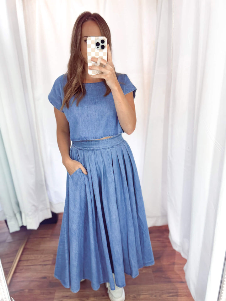 Dixie Pocketed Midi Skirt in Denim