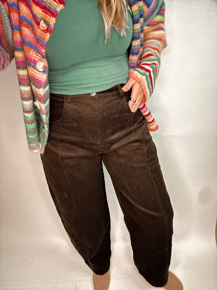 Mid-Rise Corduroy Barrel Pants