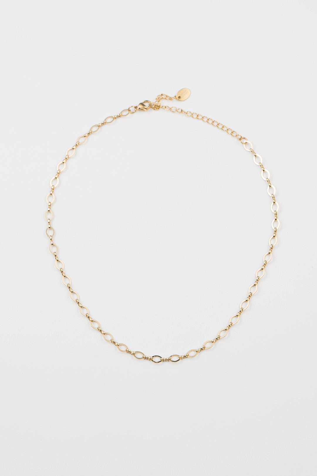 Dainty Oval Choker