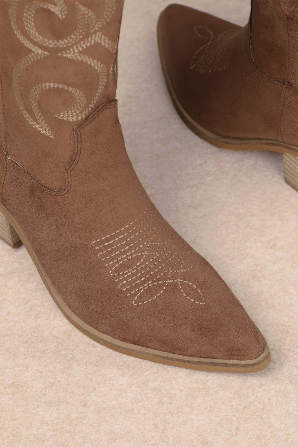 Giada Pointed Toe Embroidered Western Boots