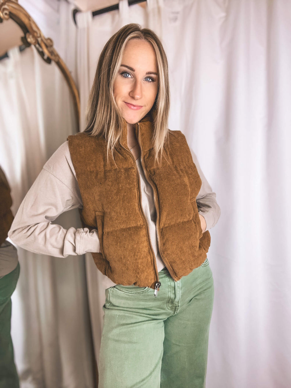 cropped-corduroy-puffer-vest-boutique