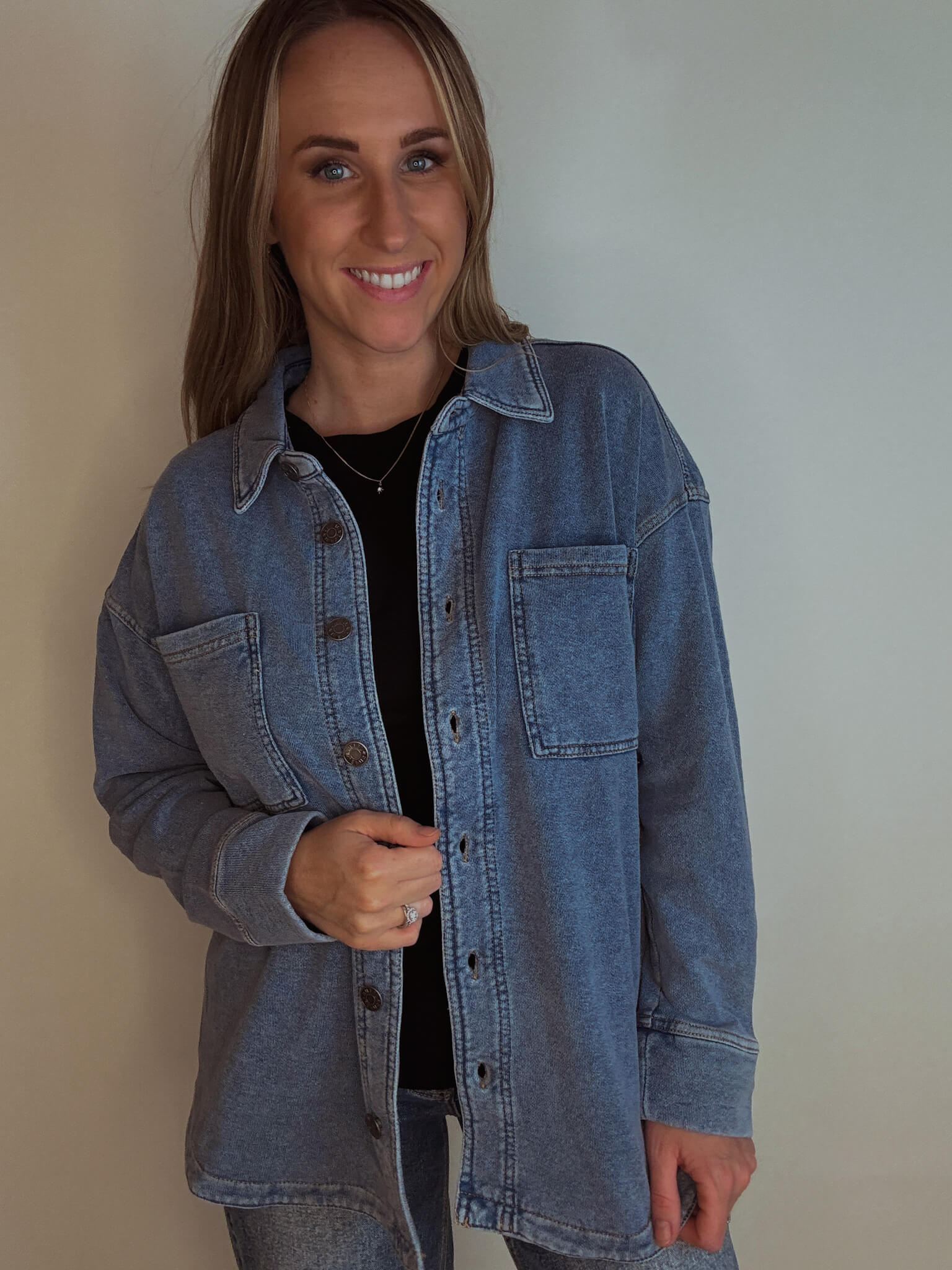 Shop Women's Flannels & Shackets – Zen + Zeus Clothing Co.
