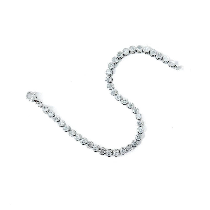 Tennis Bracelet Frosted In Diamonds - WATERPROOF