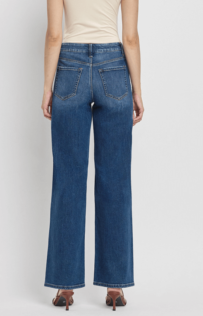 Irresistible 90s Loose Fit Jeans