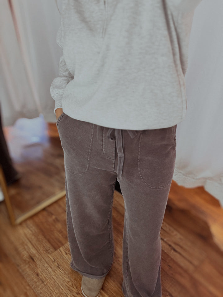 Wear Everywhere Straight Leg Cotton Pants