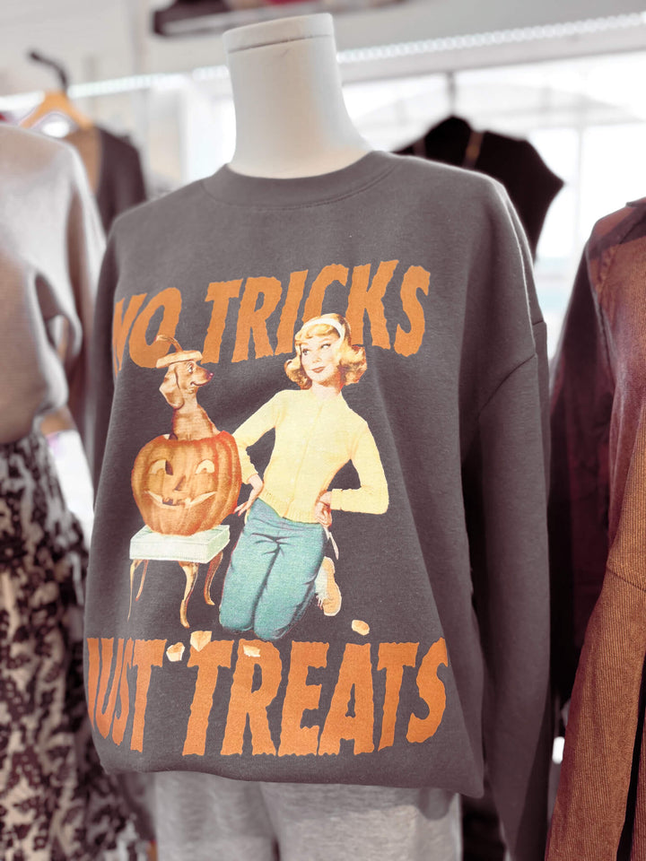 No Tricks Just Treats, Halloween, Oversized 90's Sweatshirt