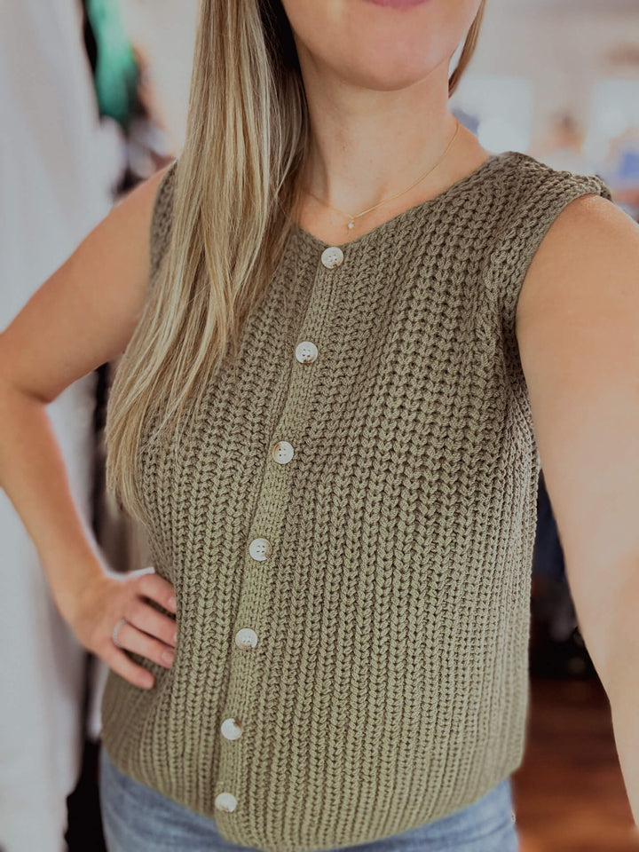 Knitted Button-up Sweater Vest in Olive