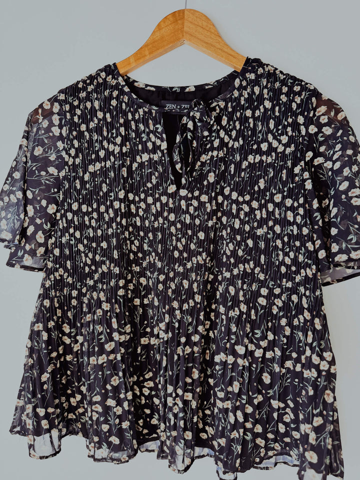 Floral Pleated Woven Blouse