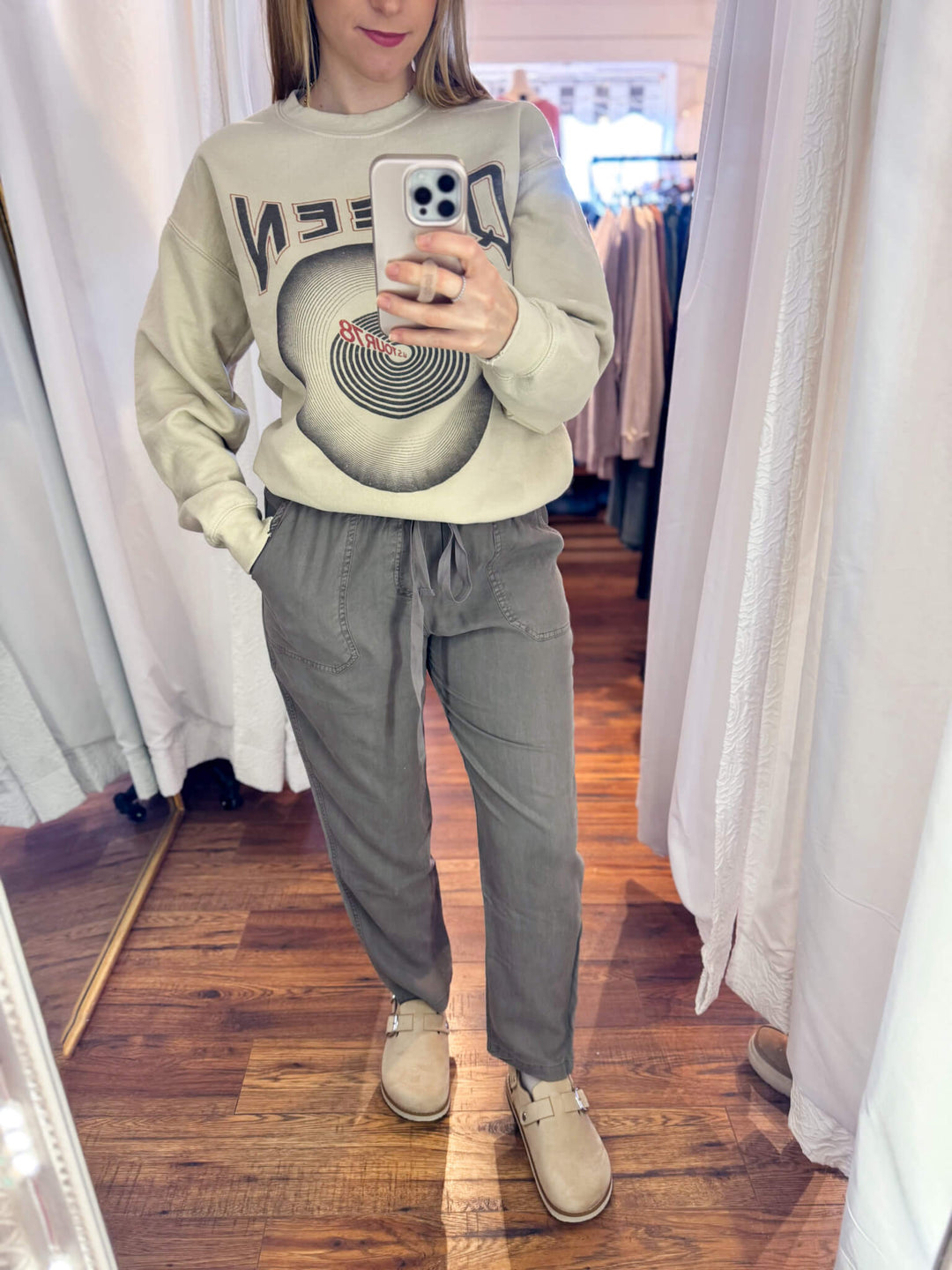 Tapered Pants with Pockets