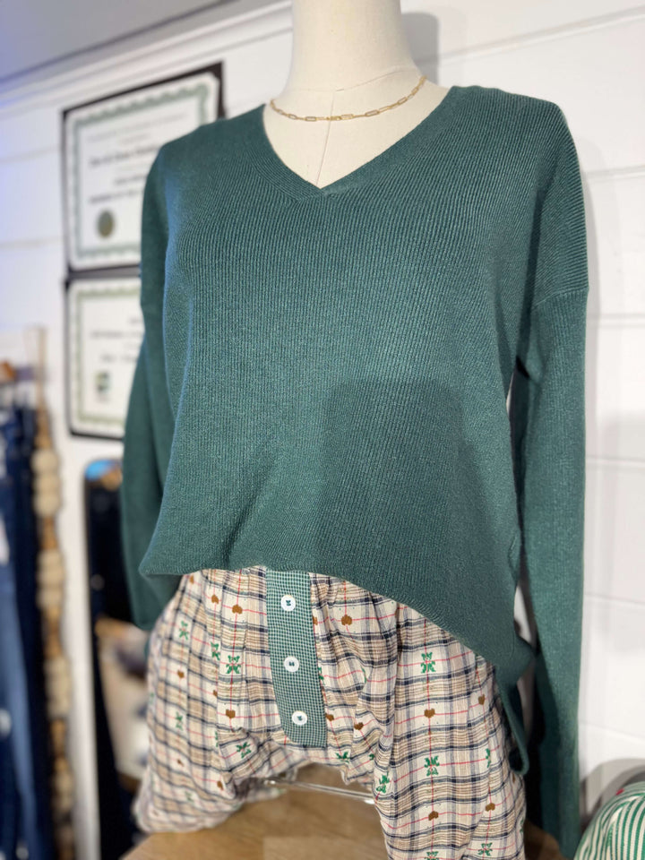 Relaxed Fit Drop Shoulder Basic V-neck Sweater