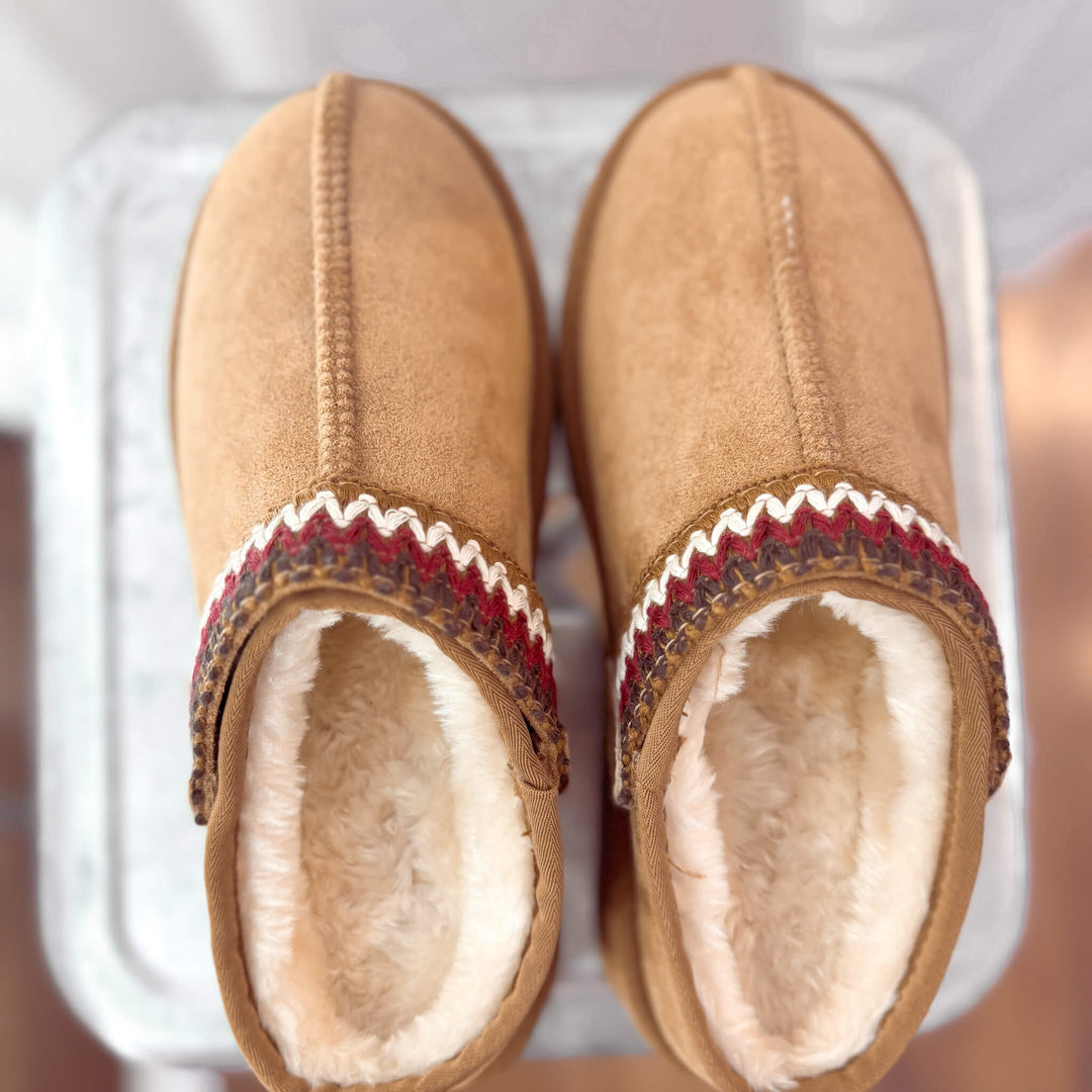 Storm Cozy Lined Clog in Chestnut