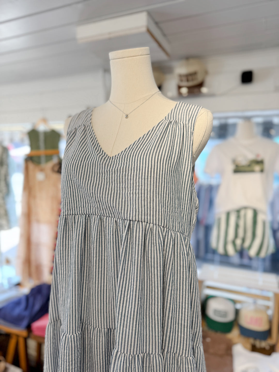 Woven Tiered Sleeveless Midi Dress