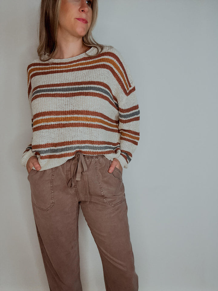 Tapered Pants with Pockets