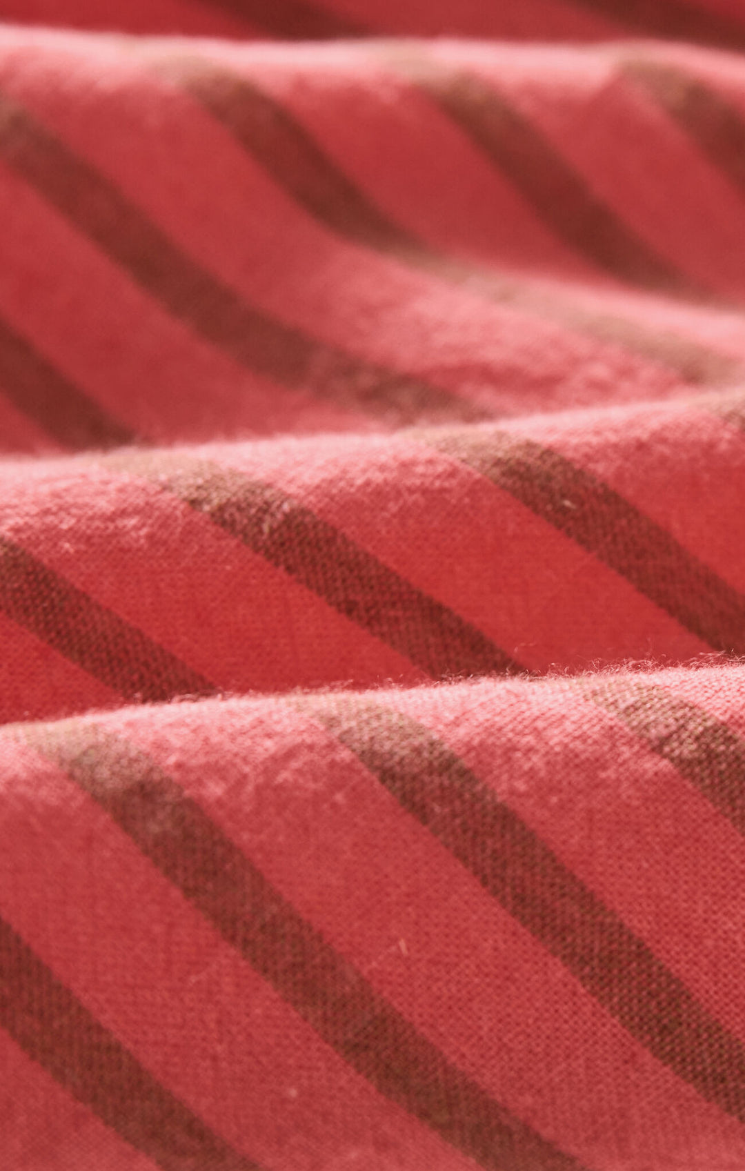 Z SUPPLY: The Perfect Striped Button Up - Gelato