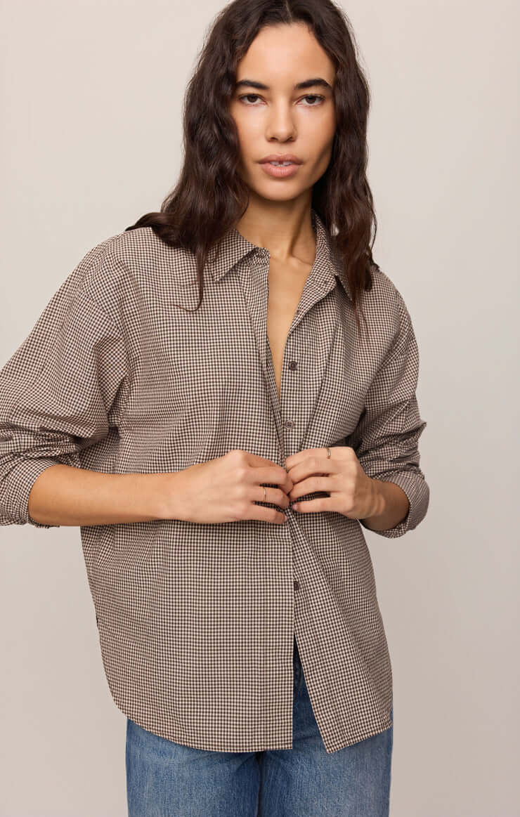 Z SUPPLY: On Duty Gingham Button Up Shirt - Dark Chocolate