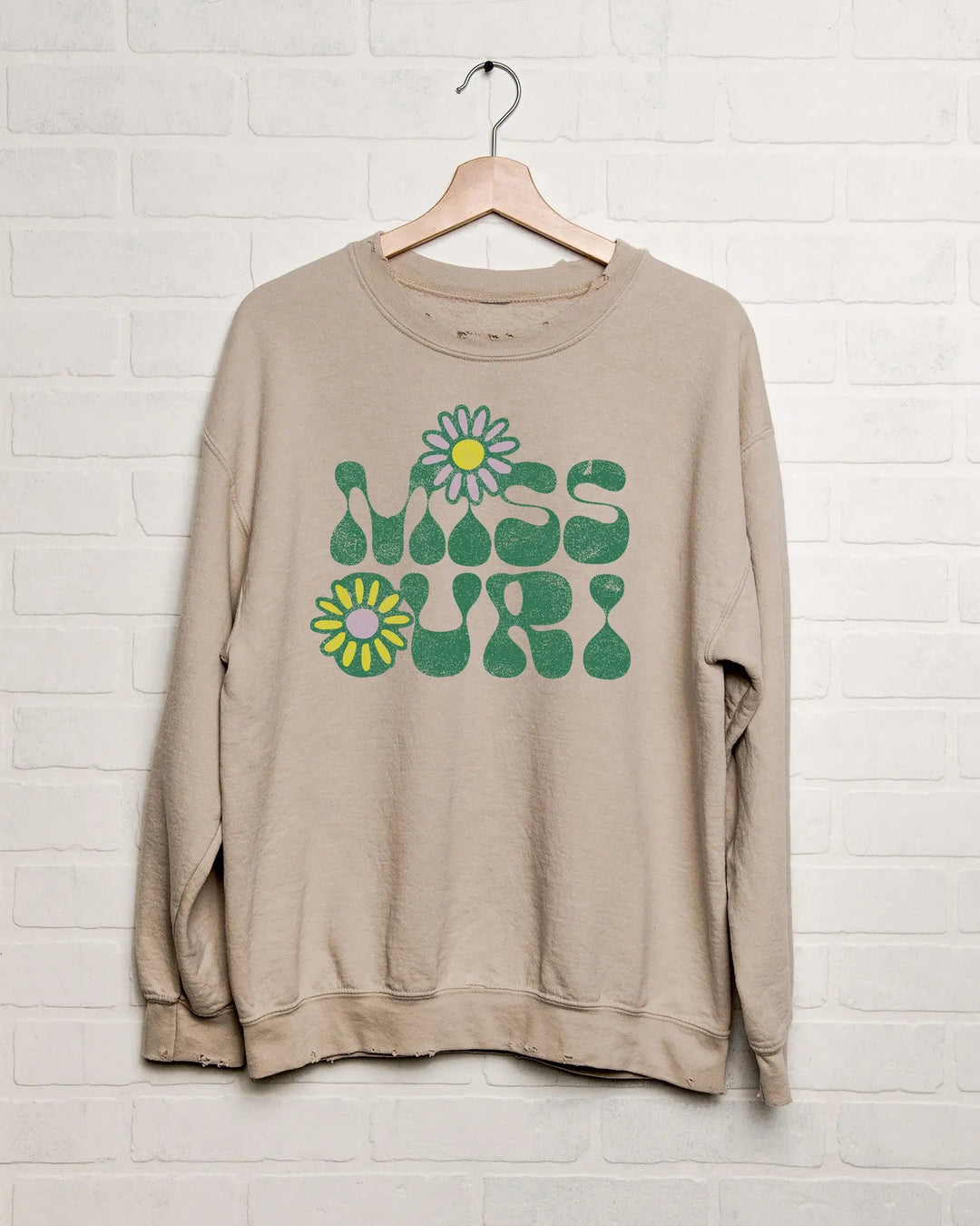 Missouri Daisy Flower Sand Thrifted Sweatshirt - Sweatshirt