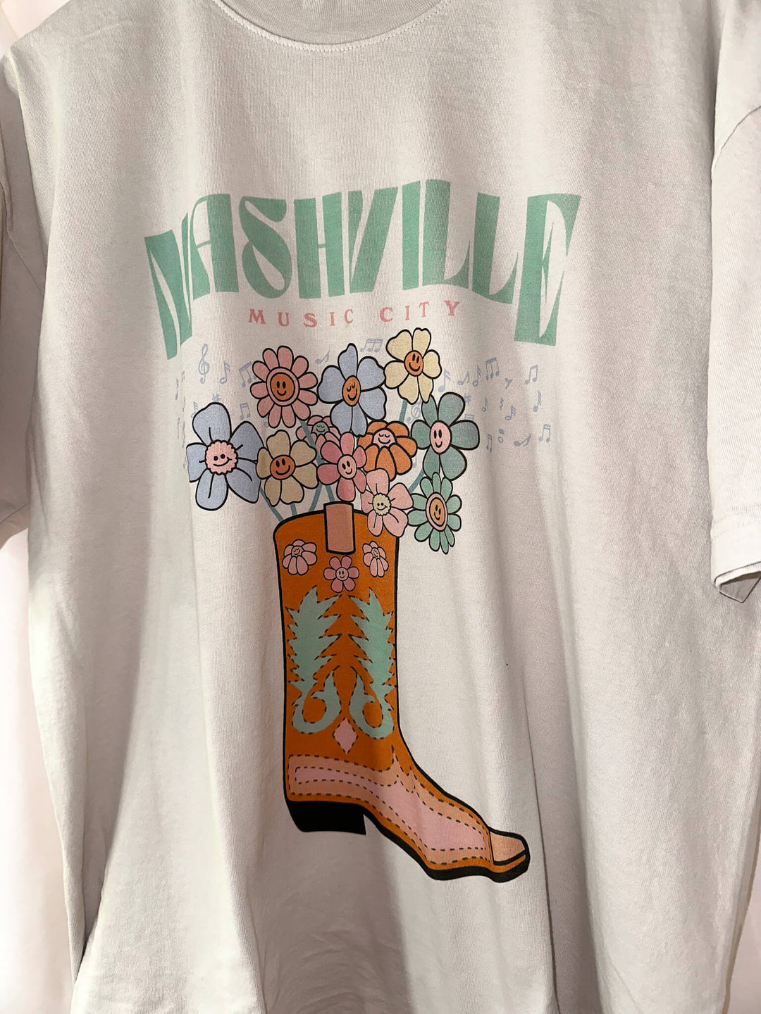 Nashville Daisy Flower Boot Graphic Tee - Graphic Tee