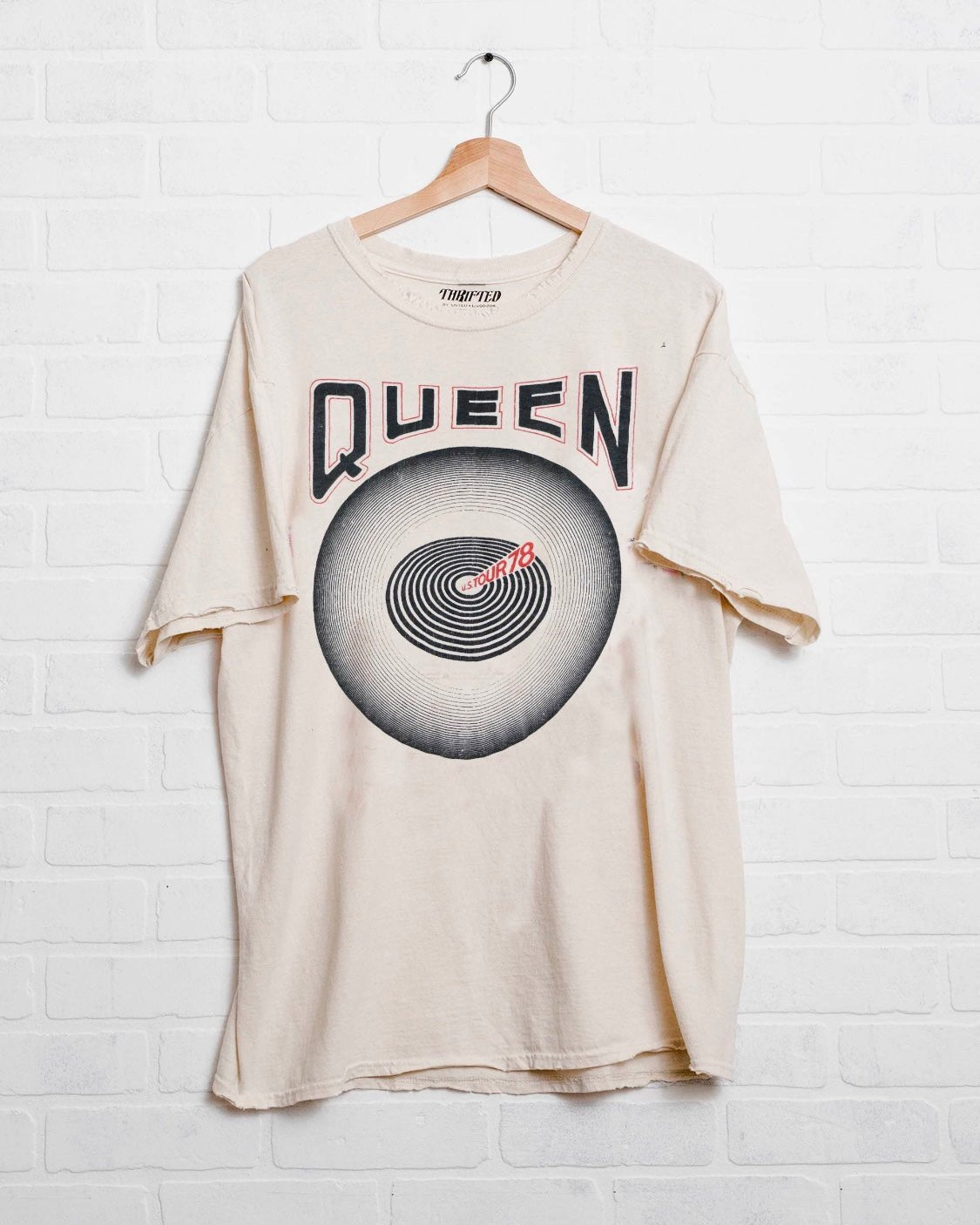 ameri vintage  QUEEN TOUR´80 WHT TEE Vintage Queen Tour Concert T Shirt 1980 Blue XS – Black Shag Vintage